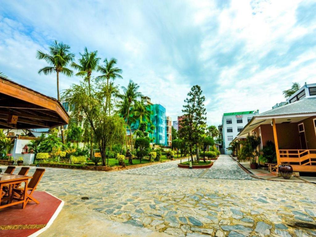 Kyi Tin Hotel Mandalaj Zewnętrze zdjęcie